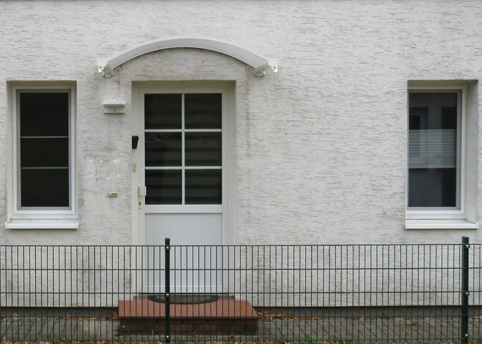 Am Tor Zur Lewitz-erdgeschoss 아파트